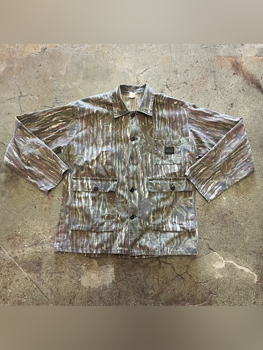 Vintage Liberty Camo Jacket (L) (Made in USA 🇺🇸)